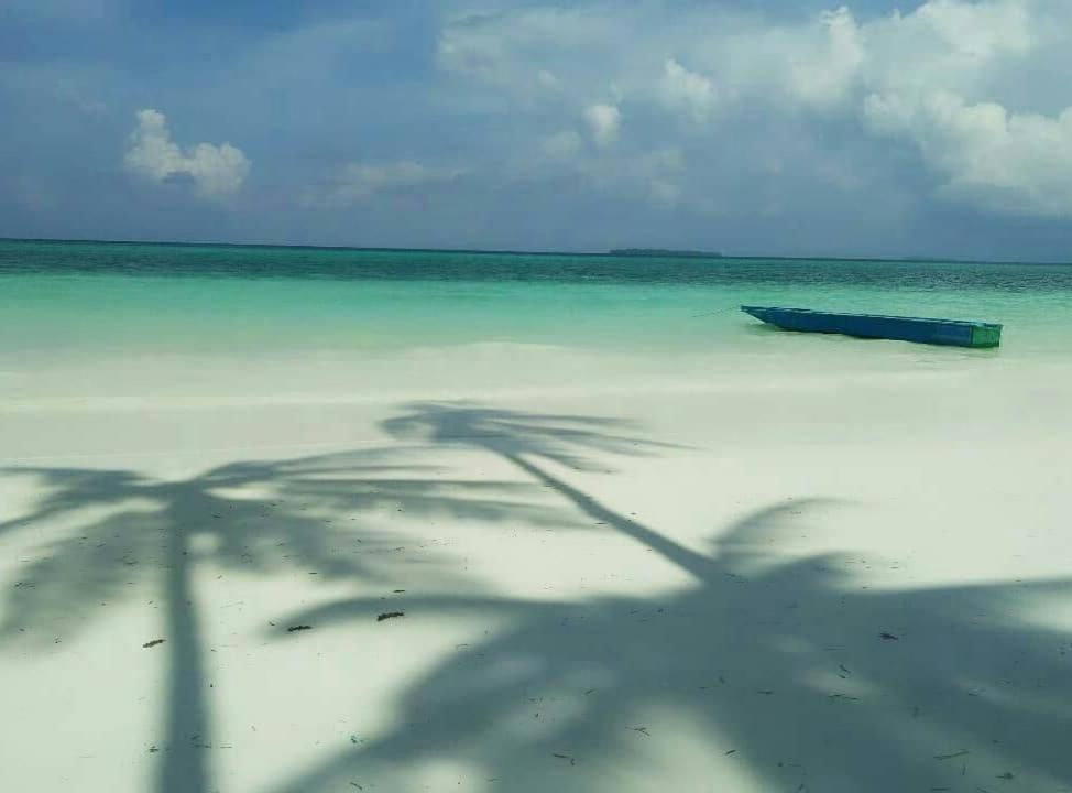 Tria Maria Cottage Ngurbloat ภายนอก รูปภาพ