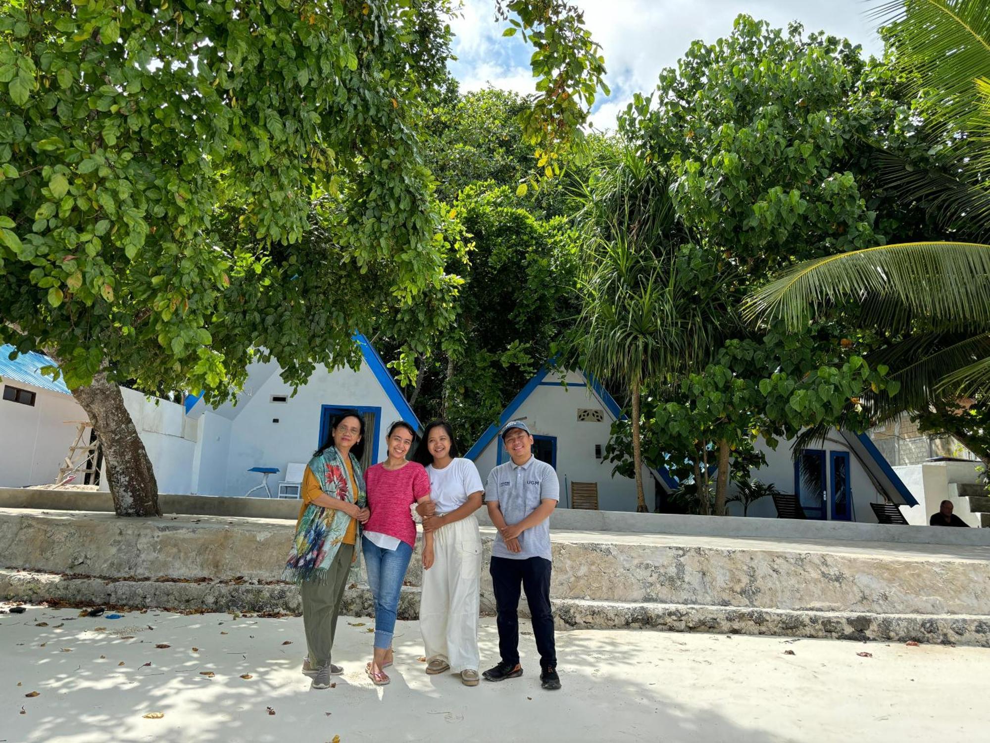 Tria Maria Cottage Ngurbloat ภายนอก รูปภาพ
