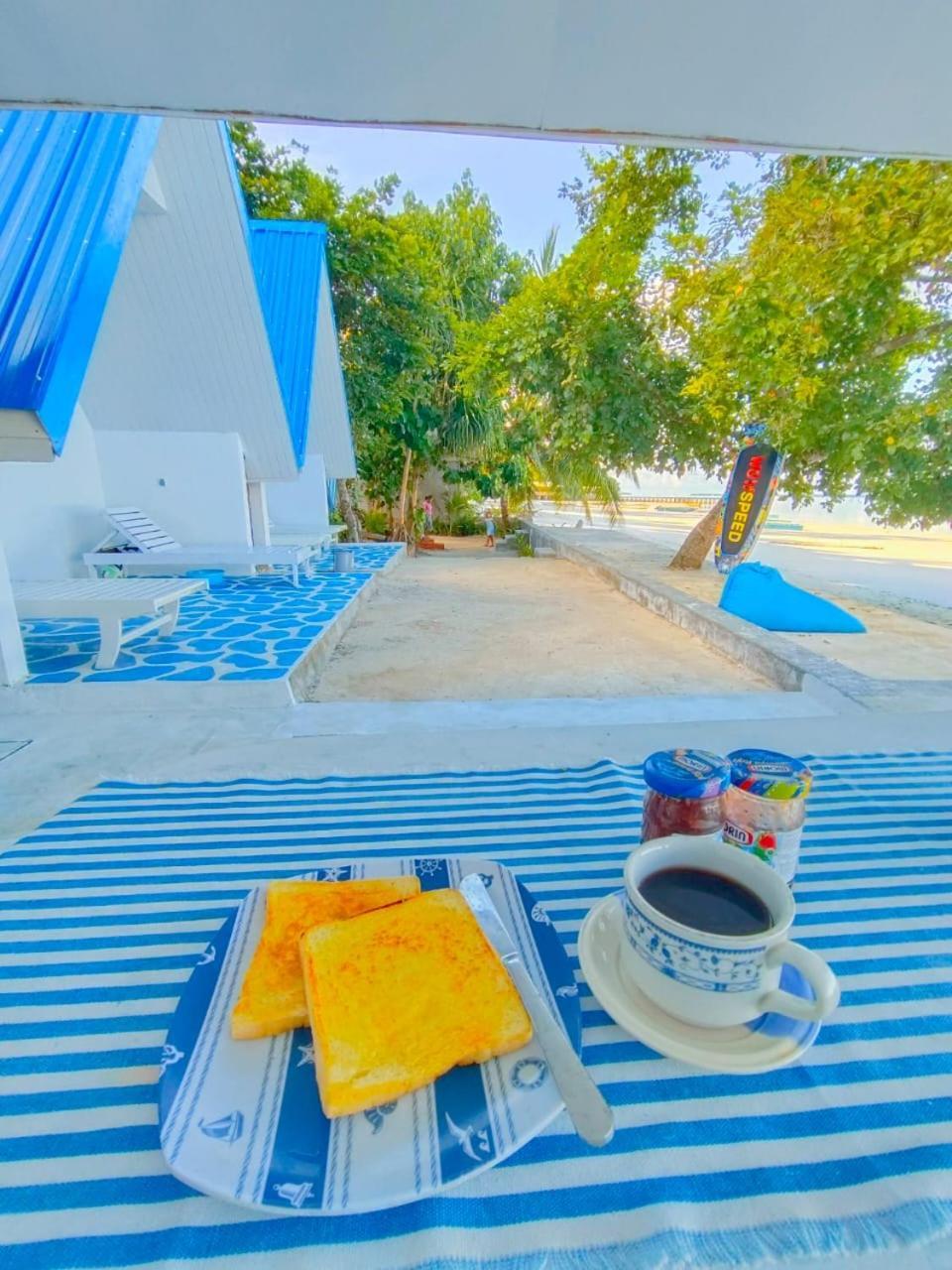 Tria Maria Cottage Ngurbloat ภายนอก รูปภาพ